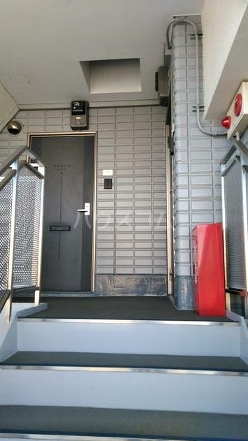 3/6 エントランス