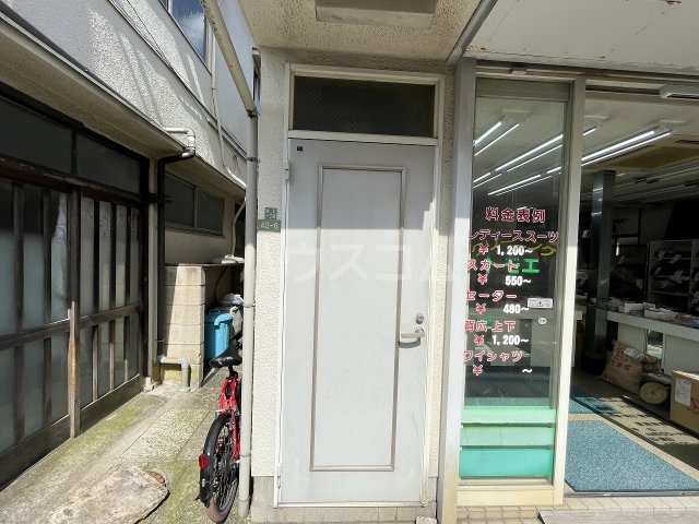 21/29 エントランス