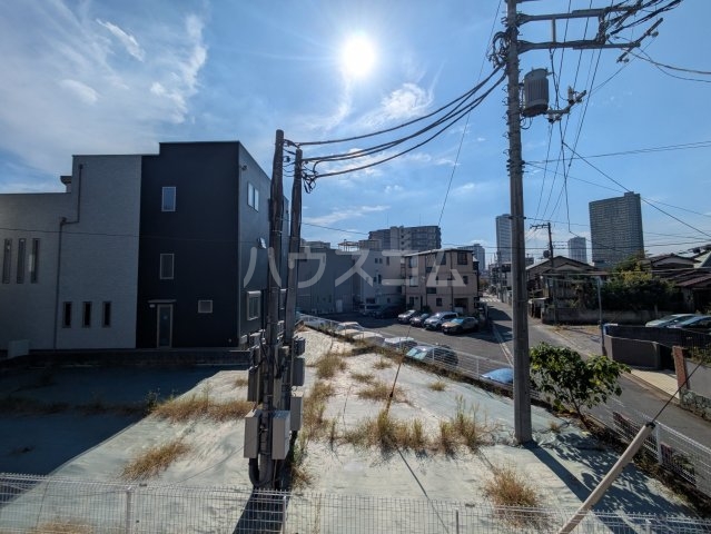 20/28 駐車場