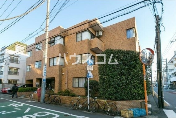 エレガン学芸大学の外観