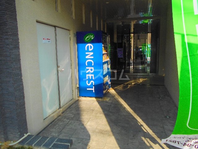 15/21 エントランス