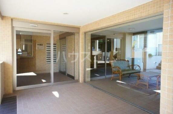 17/21 エントランス