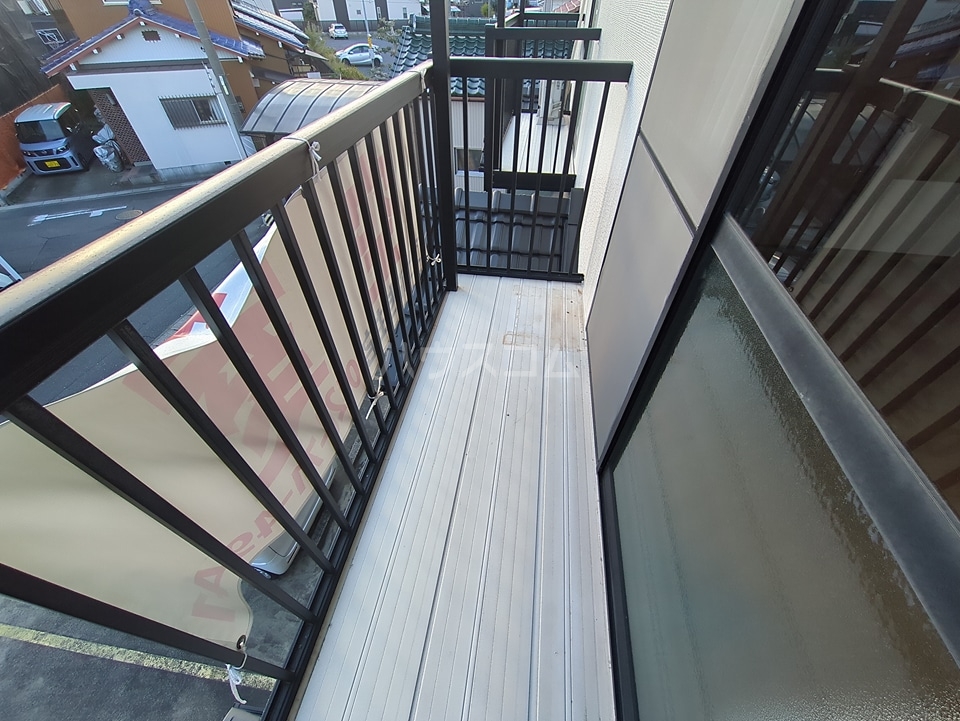 20/30 バルコニー