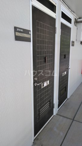 19/28 エントランス