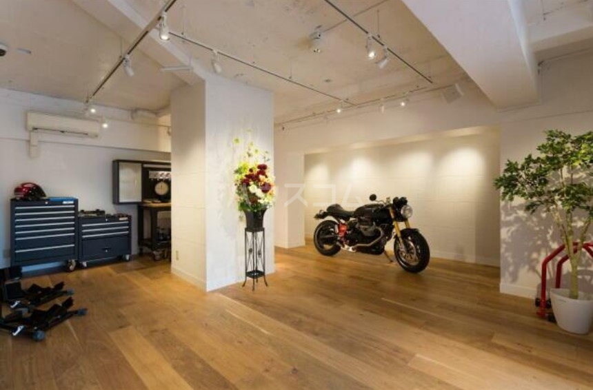 15/25 エントランス