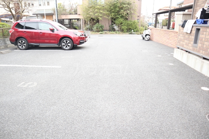 16/26 駐車場
