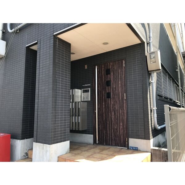 2/10 エントランス