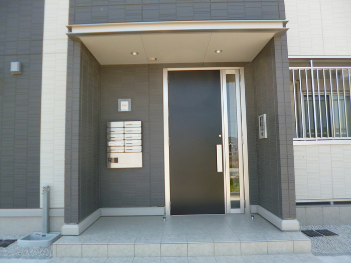 13/23 エントランス