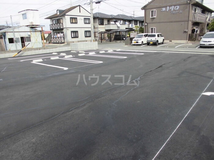 18/26 駐車場