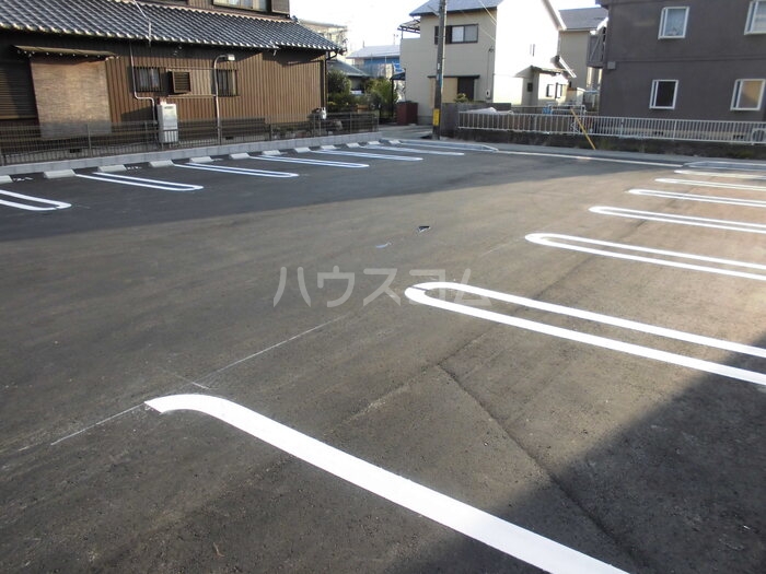 15/25 駐車場