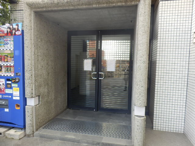 19/29 エントランス