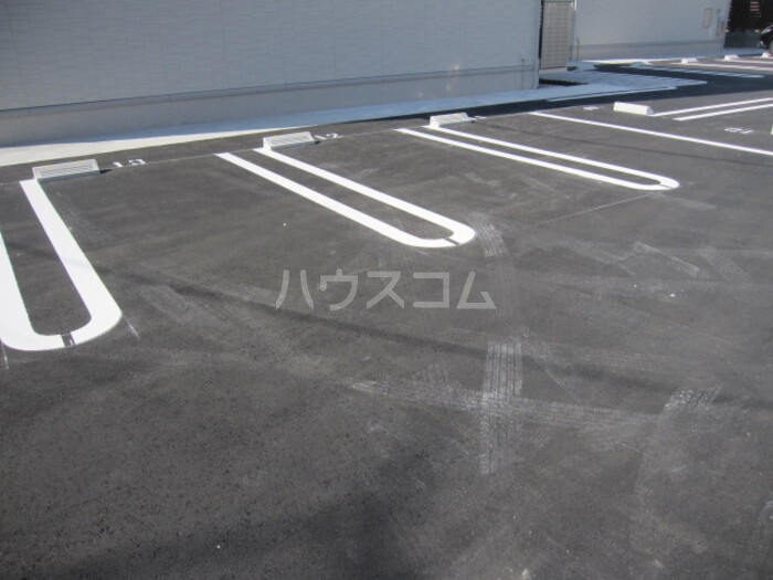21/30 駐車場