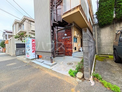 21/24 エントランス