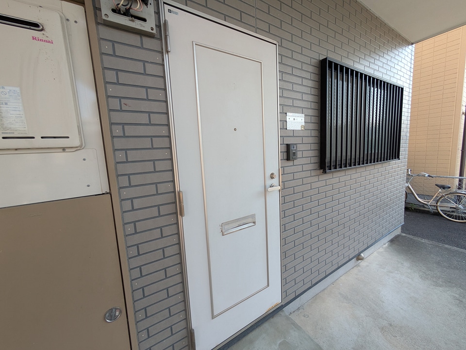 2/4 エントランス