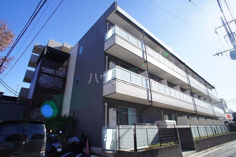 17/27 エントランス