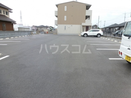 2/11 駐車場