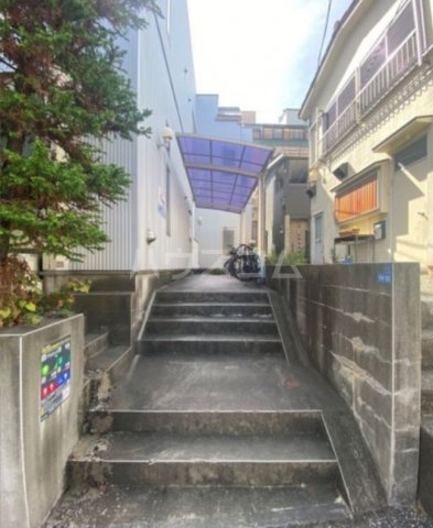 21/29 駐車場