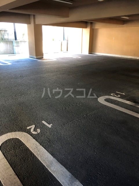 19/29 駐車場