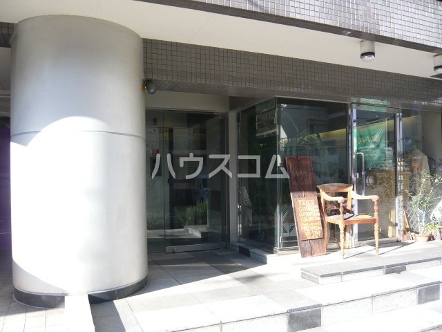 21/29 エントランス