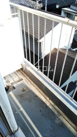 15/27 バルコニー