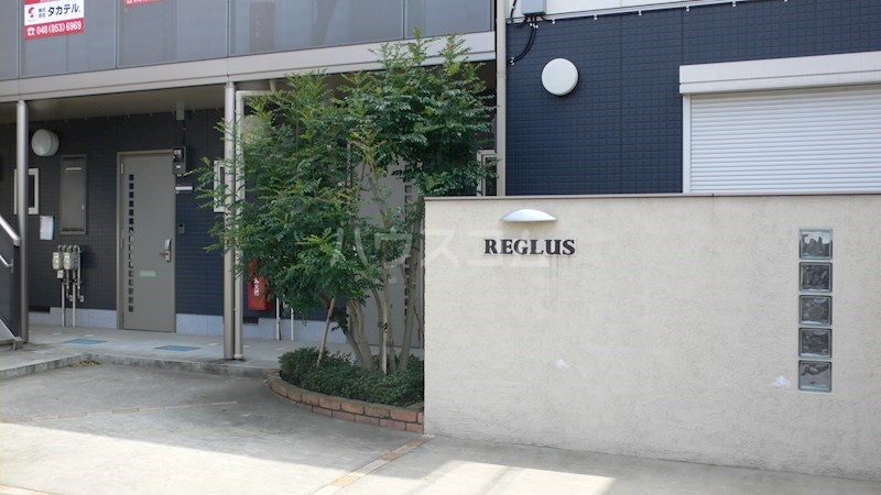 15/24 エントランス