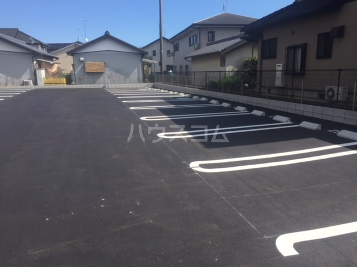 2/10 駐車場