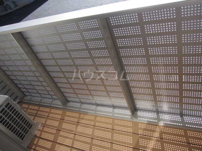 13/29 バルコニー