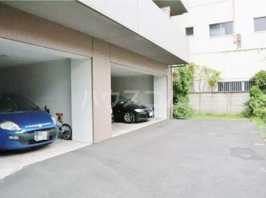 14/22 駐車場