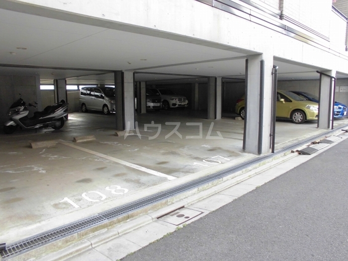 3/4 駐車場