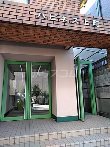 28/30 エントランス