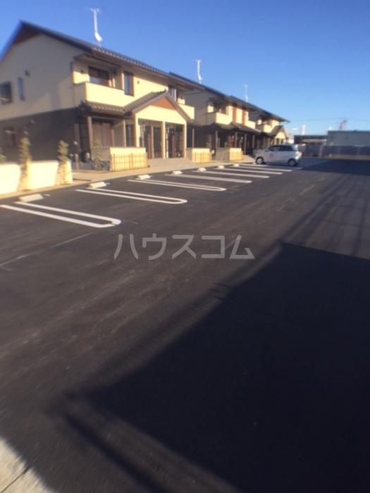 2/7 駐車場
