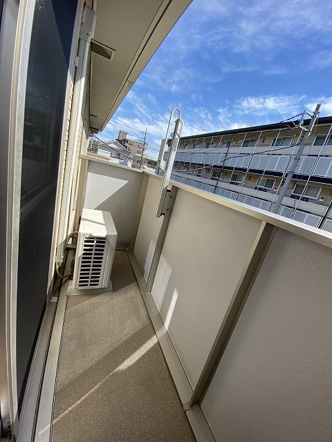 17/30 バルコニー