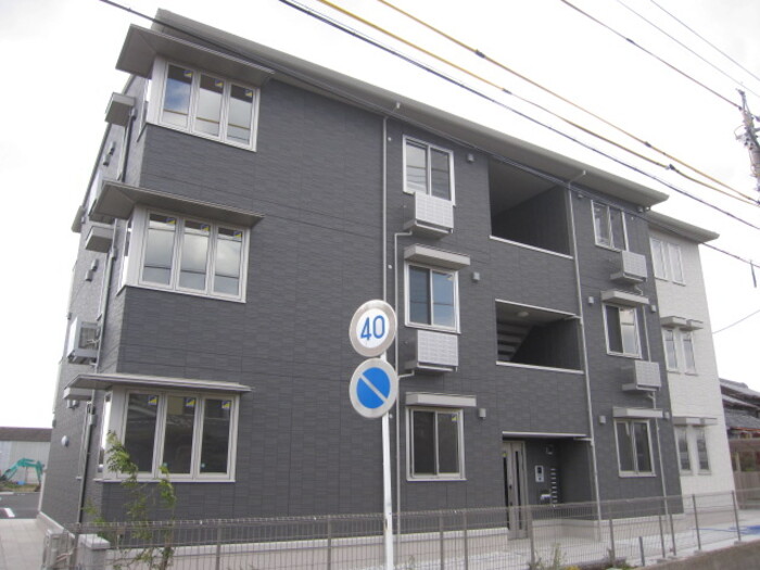 2/30 外観