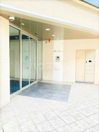 14/17 エントランス