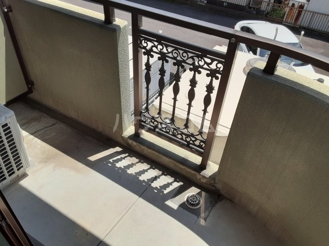 14/28 バルコニー