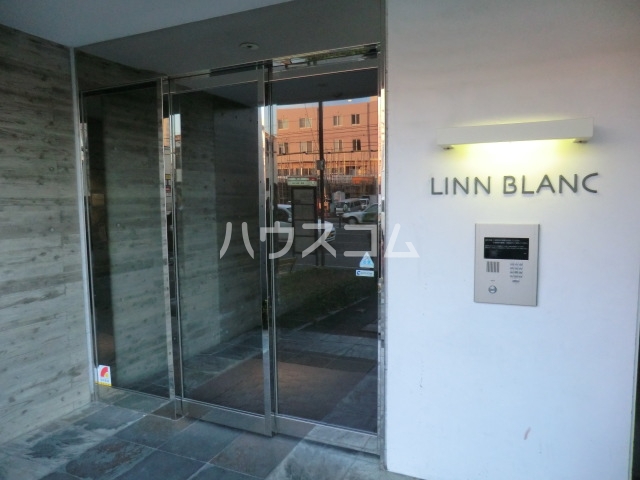 15/21 エントランス