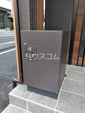 28/30 エントランス