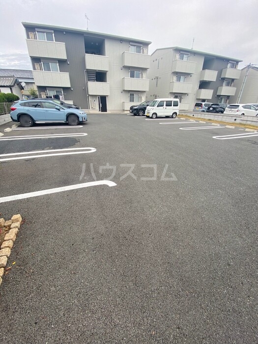 3/4 駐車場