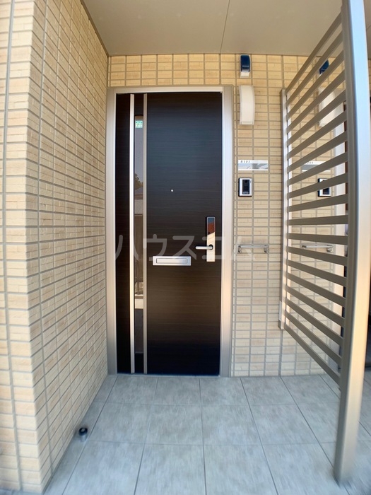 15/27 エントランス