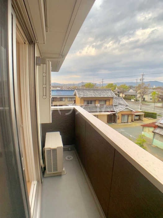 13/26 バルコニー