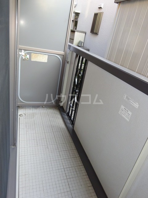 19/30 バルコニー