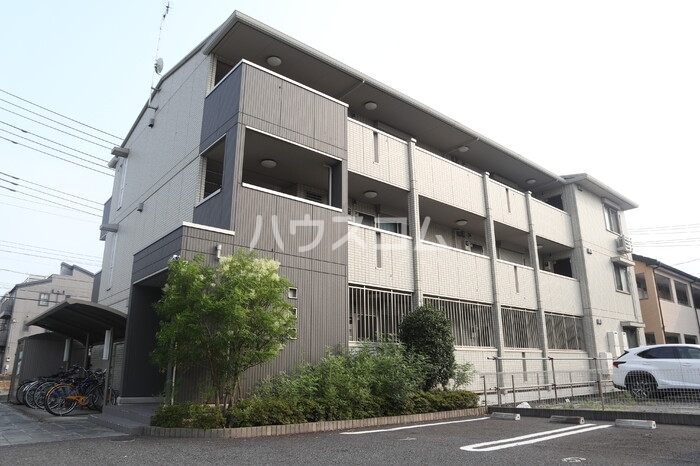 19/28 エントランス