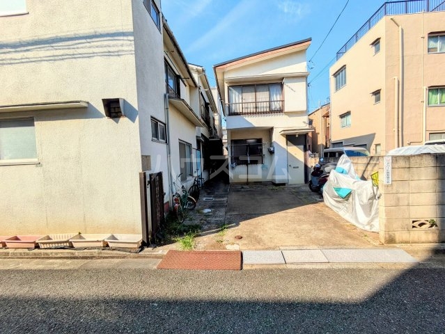 21/24 エントランス