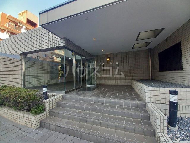 21/24 エントランス