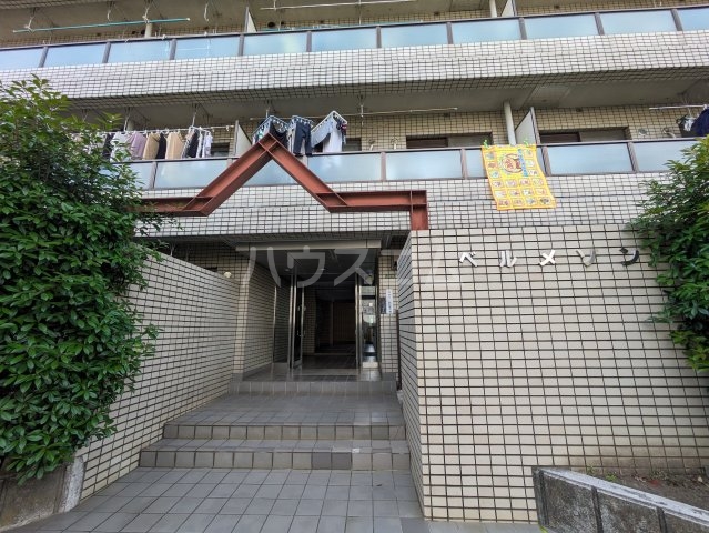 3/6 エントランス