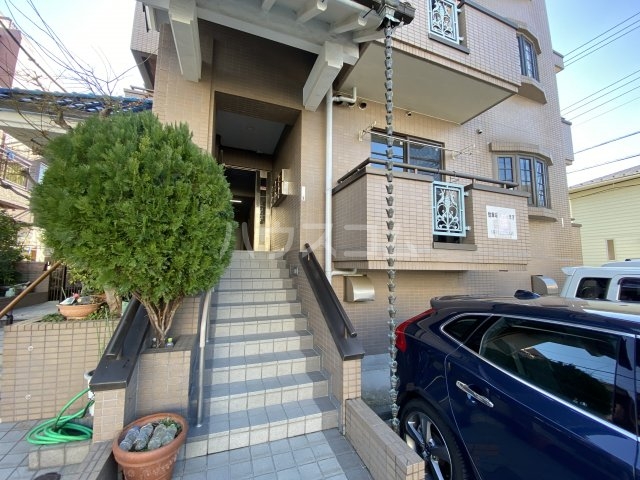 3/6 エントランス