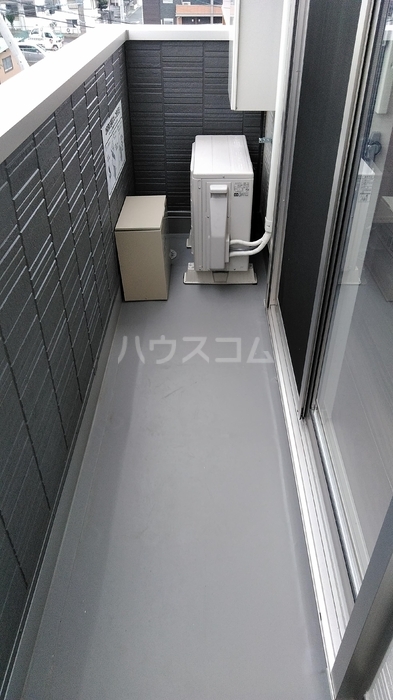 19/30 バルコニー