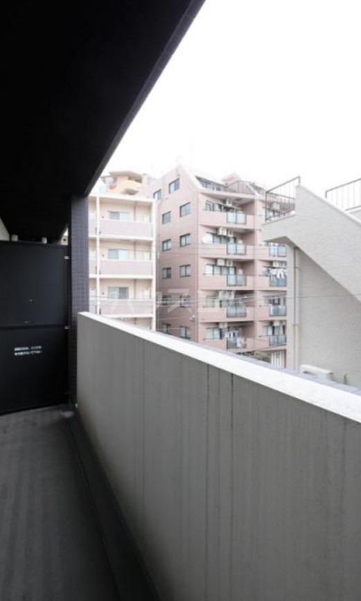 14/27 バルコニー