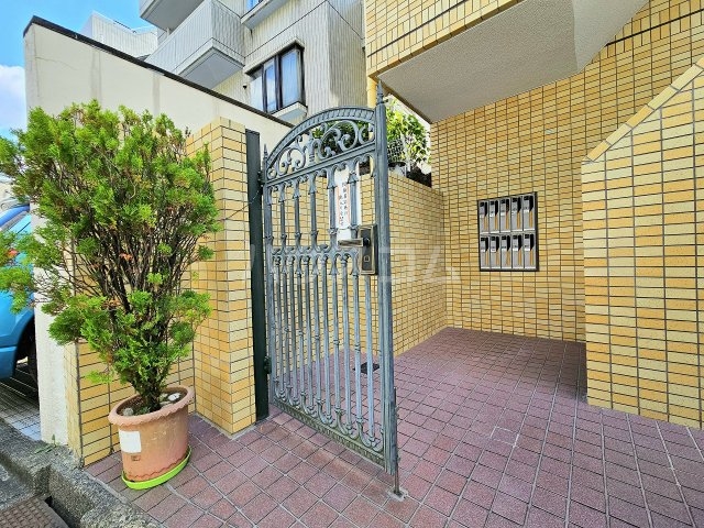 3/10 エントランス