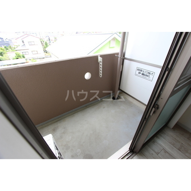 13/22 バルコニー